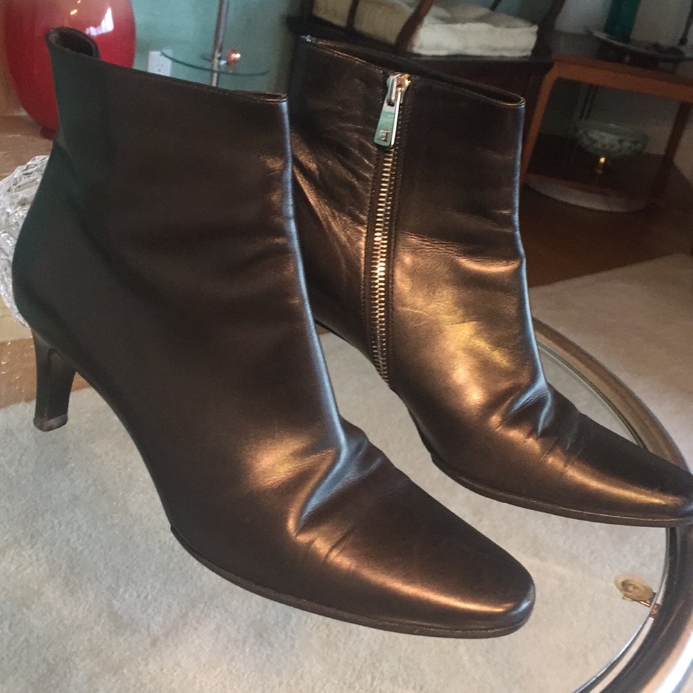 Authentic Bally Low Cut Heel Boots